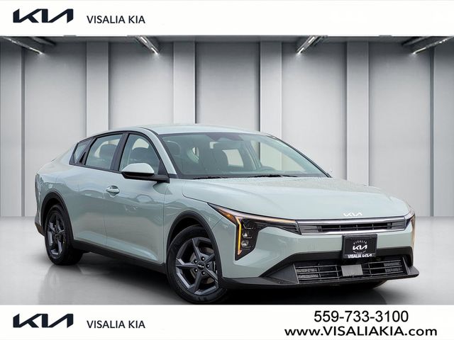 2026 Kia K4 LXS AT's photo