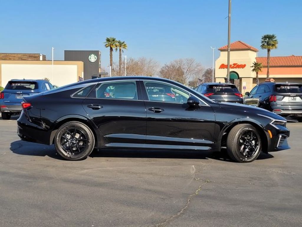 New 2026 Kia K5 LXS Sedan