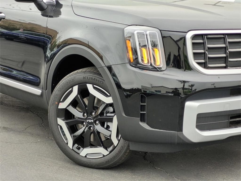 New 2025 Kia Telluride S SUV