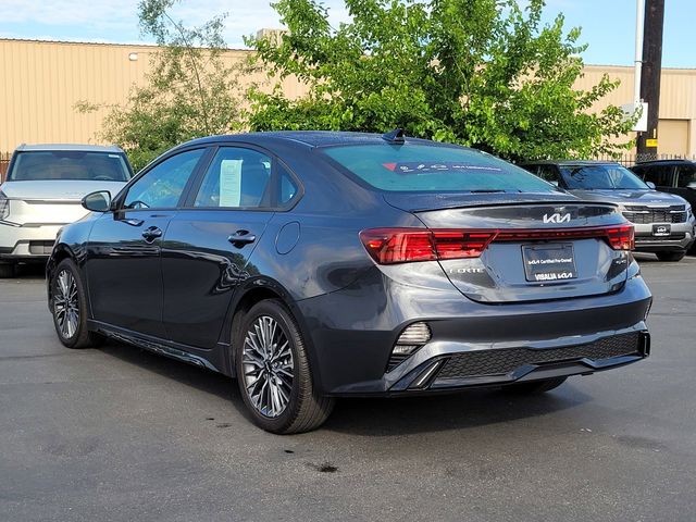 2024 Kia Forte GT-Line photo 3