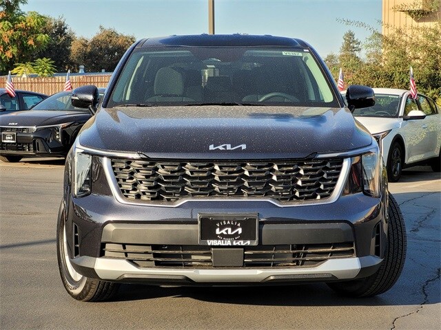 2026 Kia Sorento LX photo 2