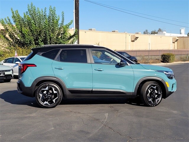 2026 Kia Seltos S photo 4