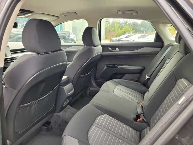 2026 Kia K5 LXS - Photo 7