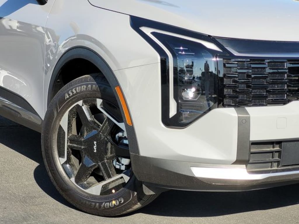 New 2026 Kia Sportage Hybrid S SUV