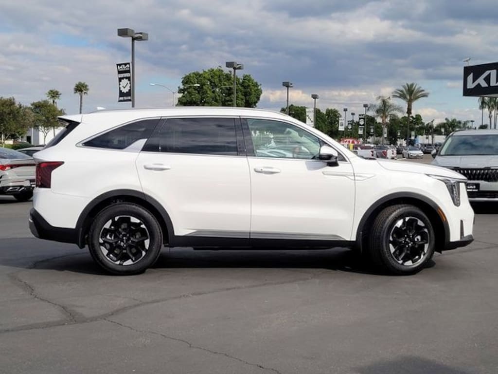 New 2026 Kia Sorento S SUV