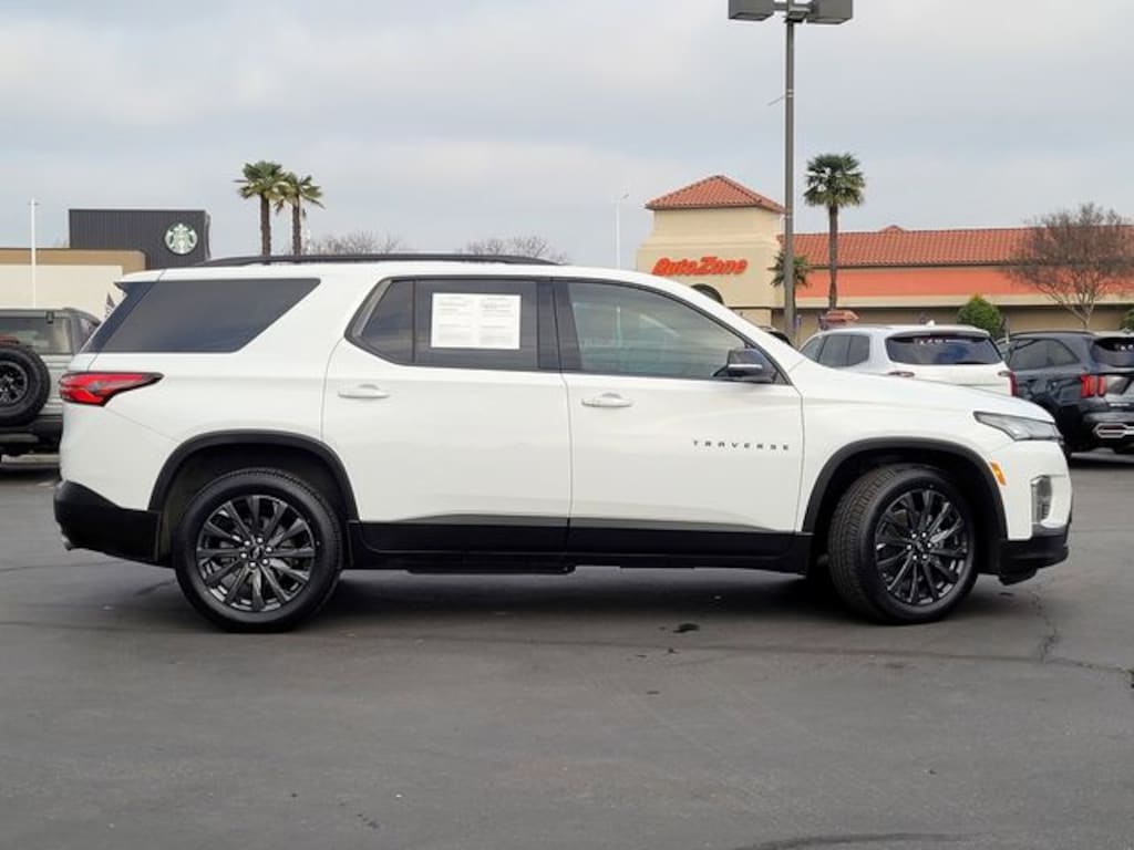 Used 2023 Chevrolet Traverse RS SUV
