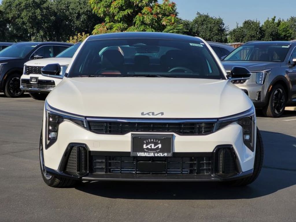 New 2026 Kia K4 GT-Line Sedan