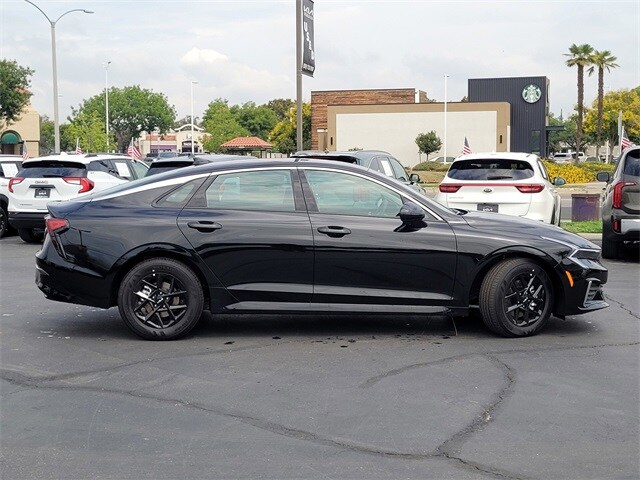 2026 Kia K5 LXS photo 4
