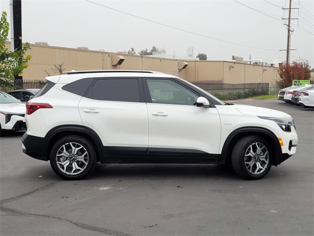 Used 2022 Kia Seltos EX SUV