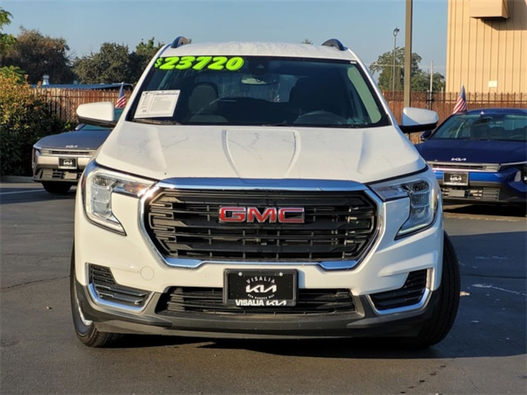 Used 2023 GMC Terrain SLE SUV