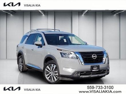 2022 Nissan Pathfinder Platinum SUV