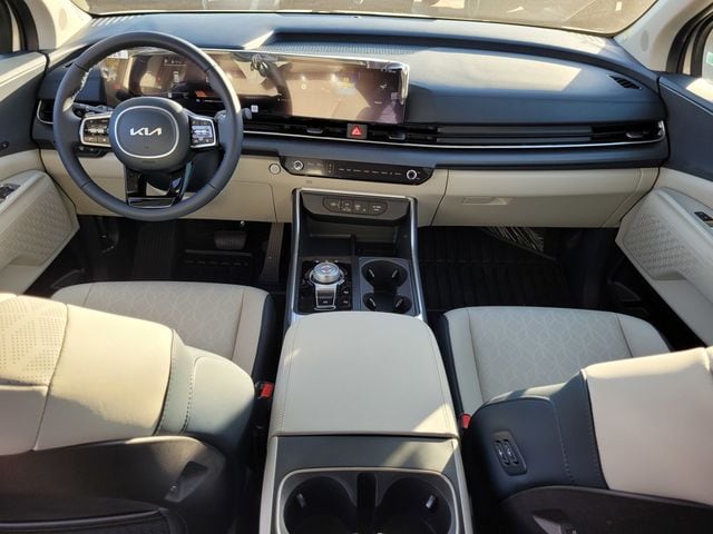 2026 Kia Carnival EX - Photo 8
