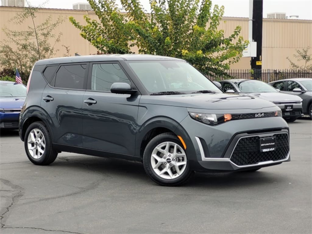 Used 2024 Kia Soul LX Hatchback