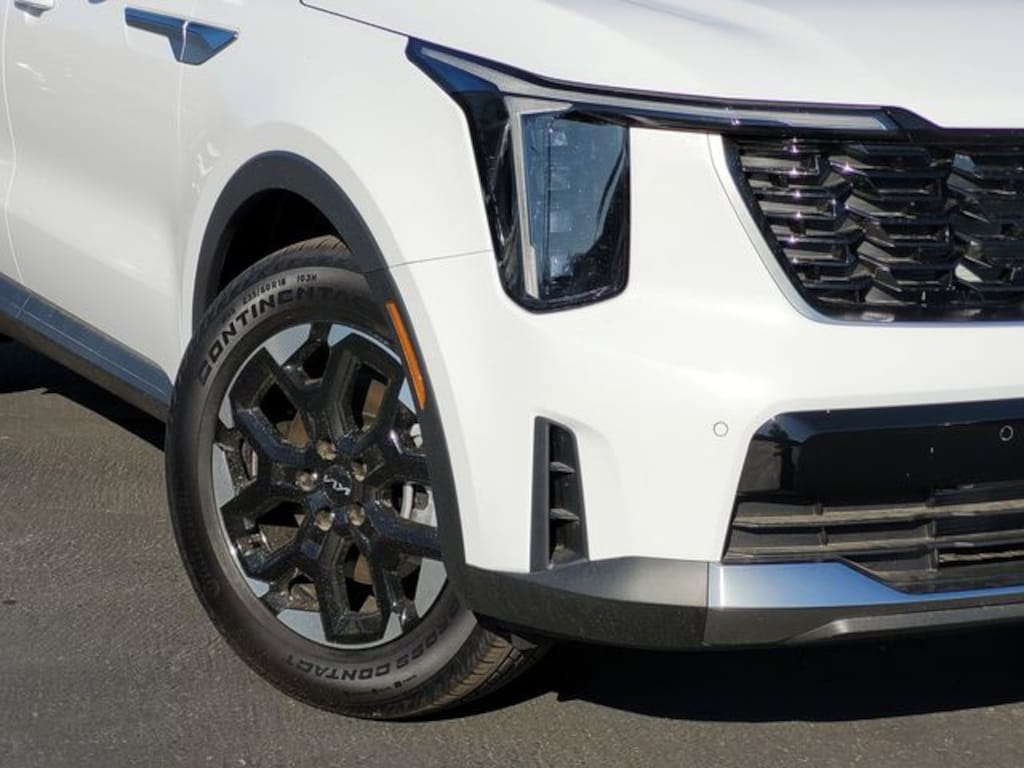 New 2026 Kia Sorento S SUV