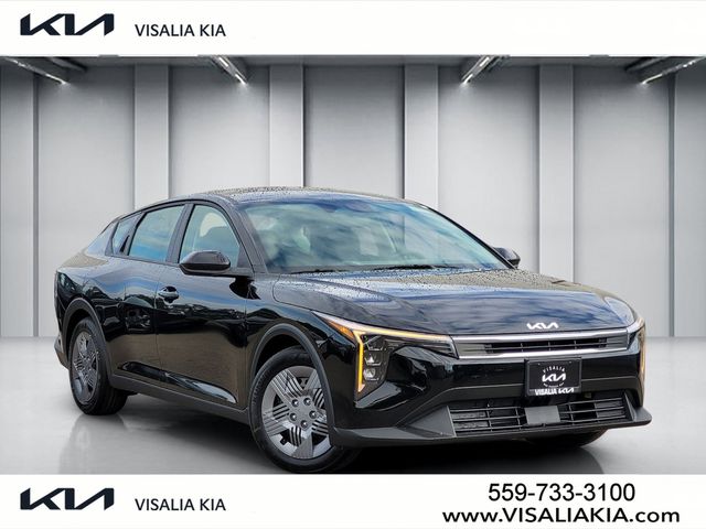 2026 Kia K4 LX AT's photo