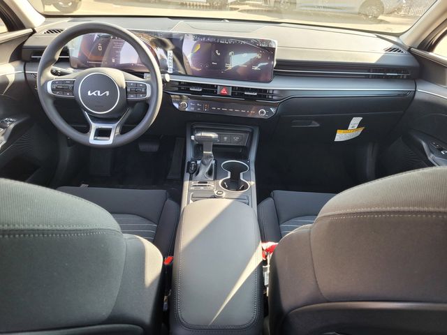 2026 Kia K5 LXS - Photo 8