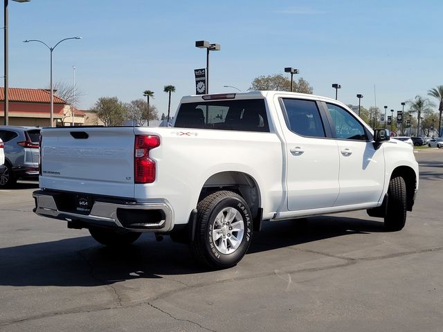 2021 Chevrolet Silverado 1500 LT photo 4