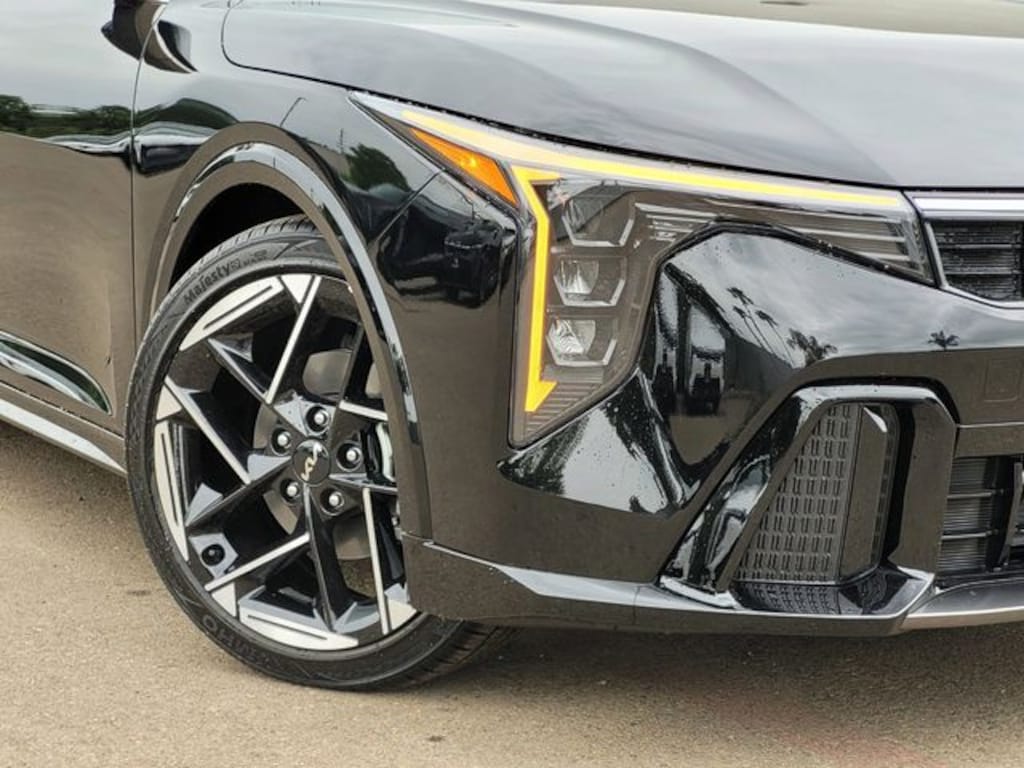 New 2026 Kia K4 GT-Line Sedan