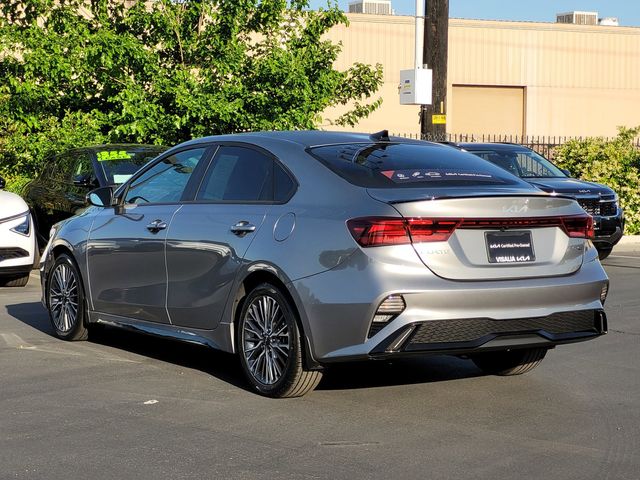 2023 Kia Forte GT-Line photo 3