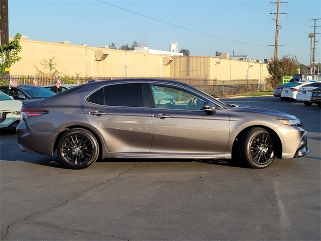Used 2023 Toyota Camry SE Sedan