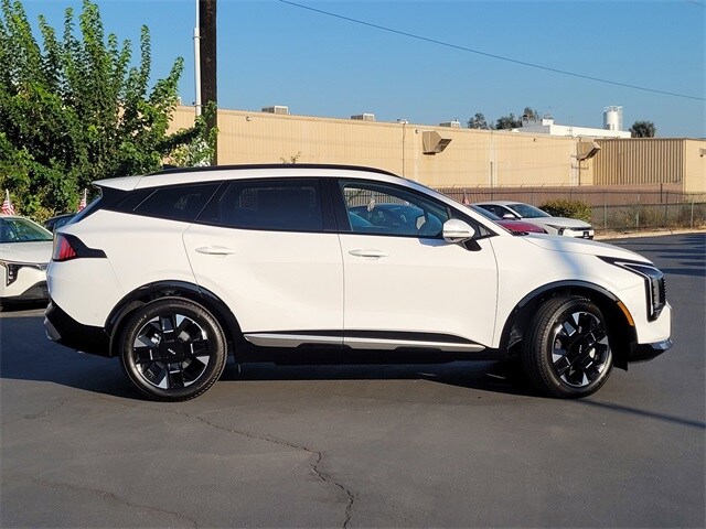 2026 Kia Sportage photo 4