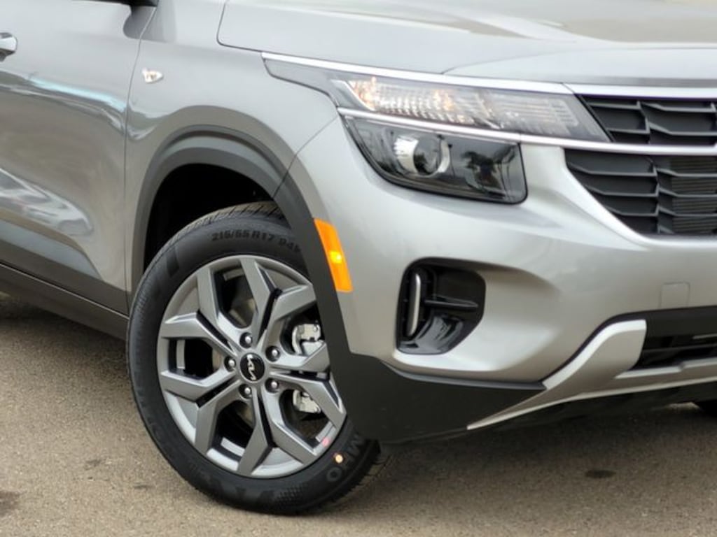 New 2026 Kia Seltos LX SUV