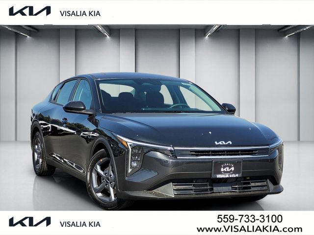 2026 Kia K4 LXS AT's photo