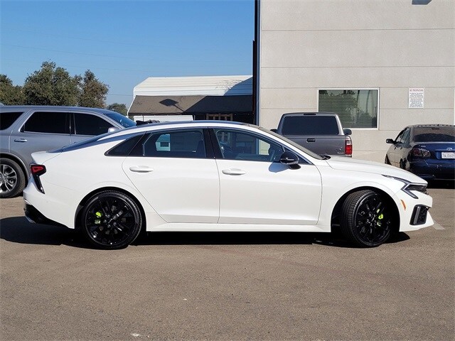 2026 Kia K5 GT photo 4