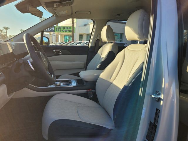 2026 Kia Carnival EX - Photo 9