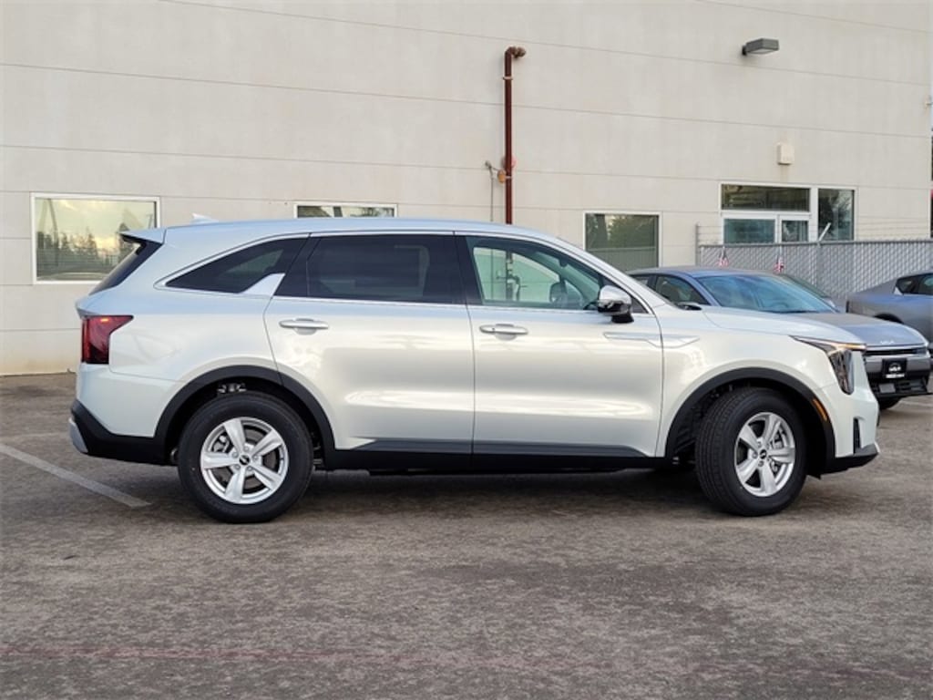 New 2026 Kia Sorento LX SUV