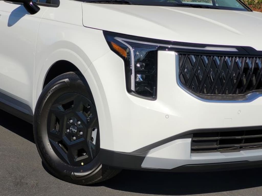 New 2026 Kia Carnival LXS Van Passenger Van