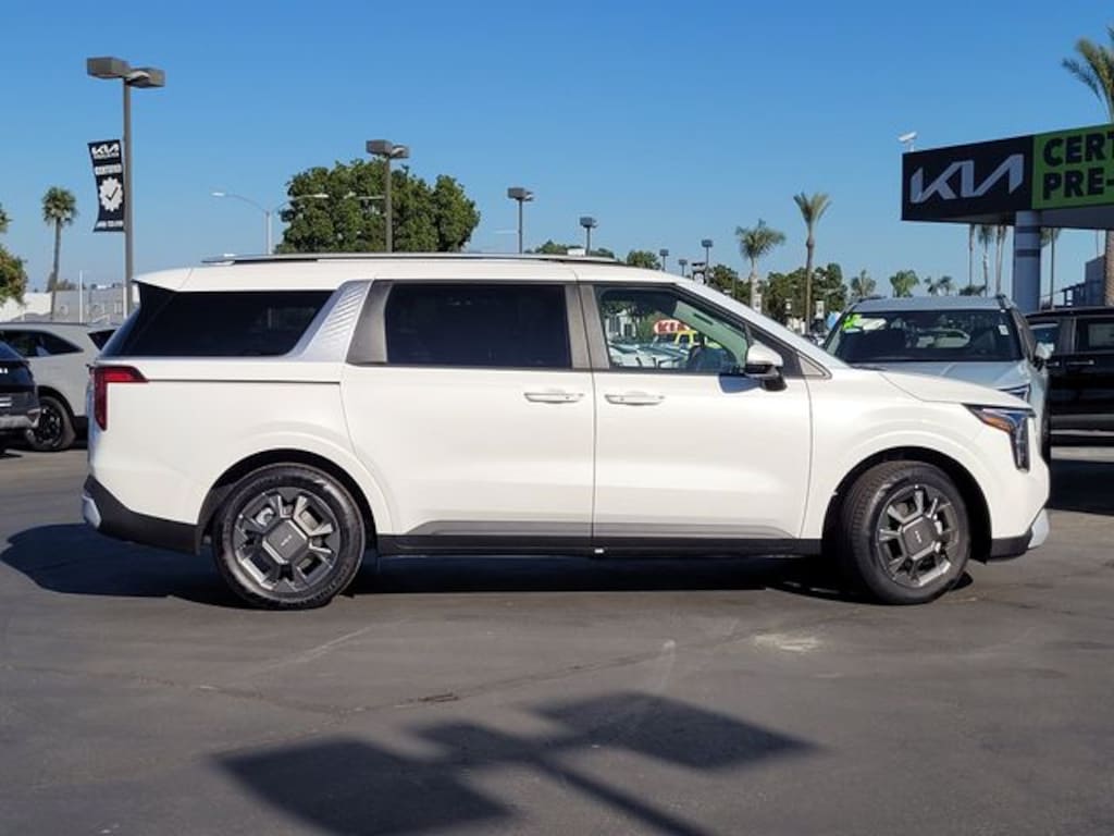 New 2026 Kia Carnival Hybrid EX Van Passenger Van