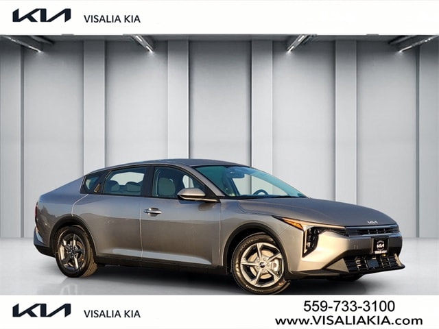 2025 Kia K4 LXS's photo