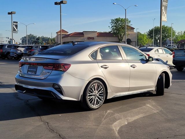 2023 Kia Forte GT-Line photo 5