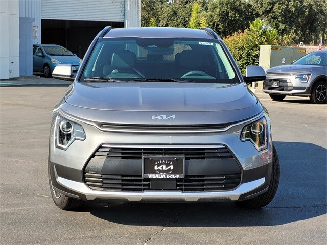 2025 Kia Niro EX photo 2