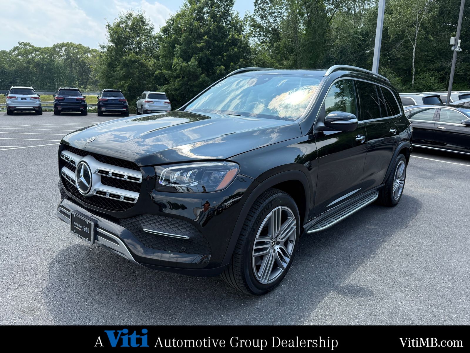 2022 Mercedes Benz GLS 450 4MATIC photo 3