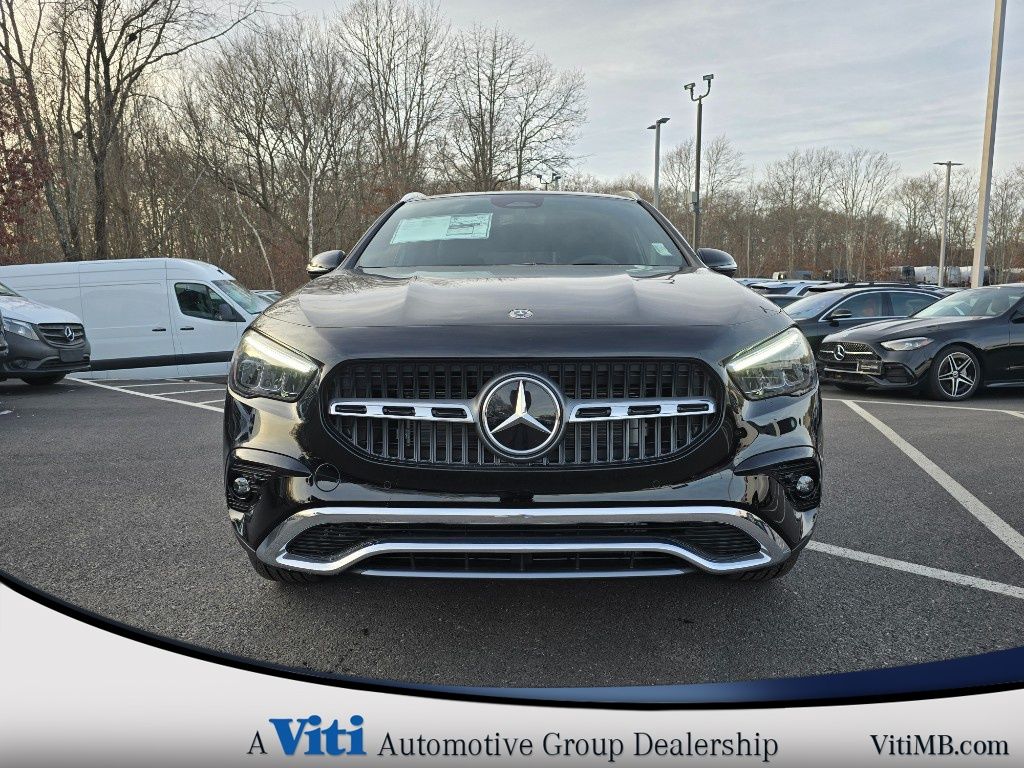 2025 Mercedes Benz GLA 250 4MATIC photo 3
