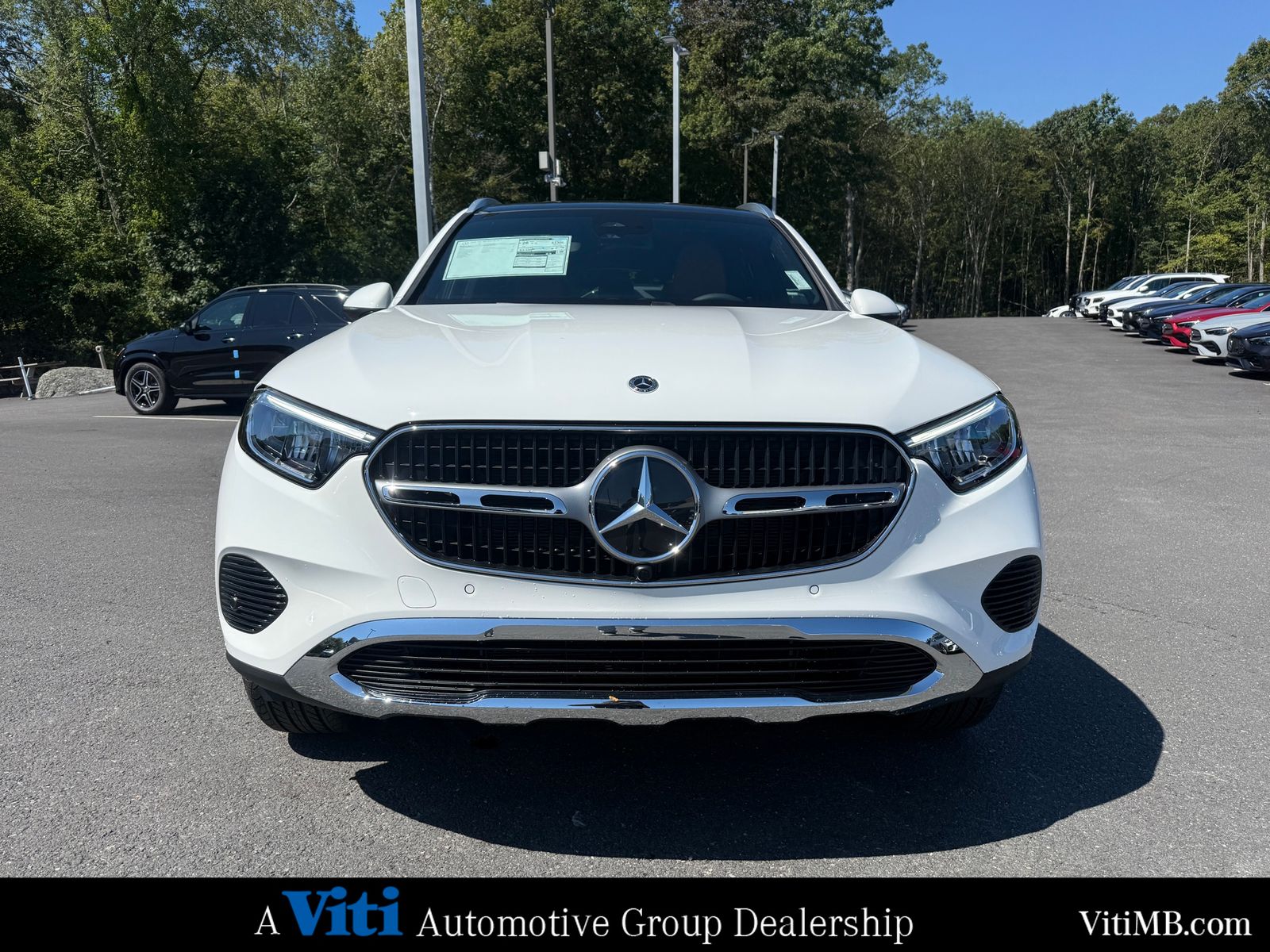 2026 Mercedes Benz GLC 300 4MATIC photo 3