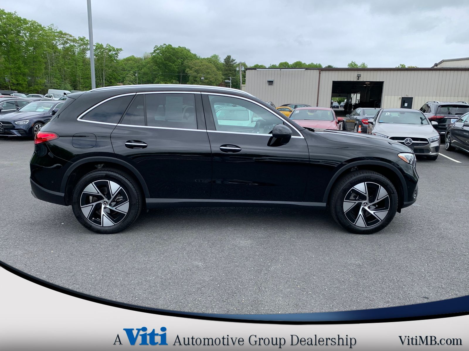 2024 Mercedes-Benz GLC GLC 300 - Photo 9