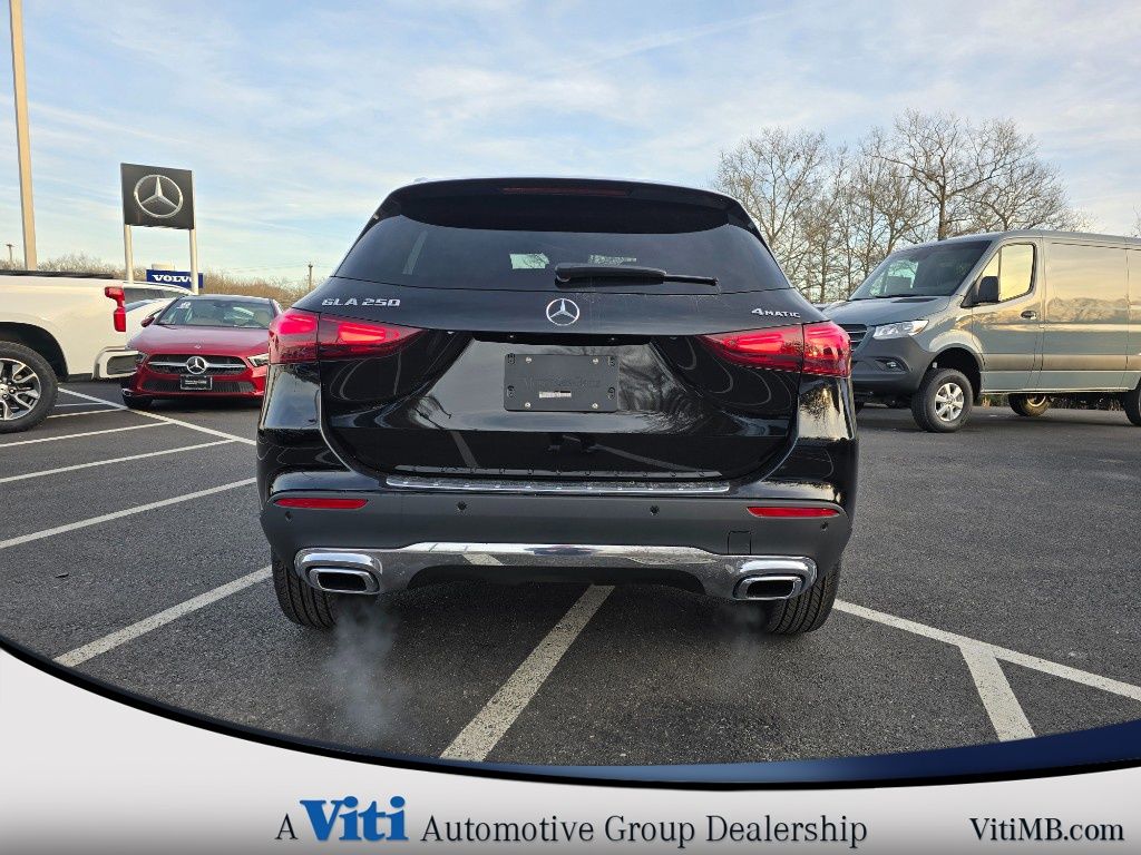 2025 Mercedes-Benz GLA GLA250 - Photo 7