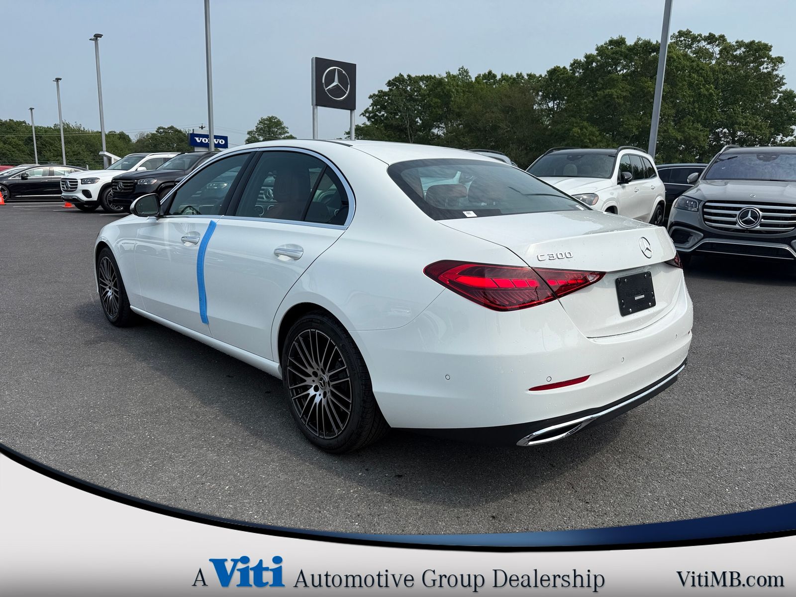 2025 Mercedes-Benz C-Class Sedan C 300 - Photo 6