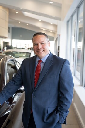 Staff member Bill Andrews         | BDC Manager from ID_b76d4d03ff9a