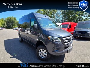 2024 Mercedes-Benz Sprinter 2500 Passenger 144 WB Minivan/Van