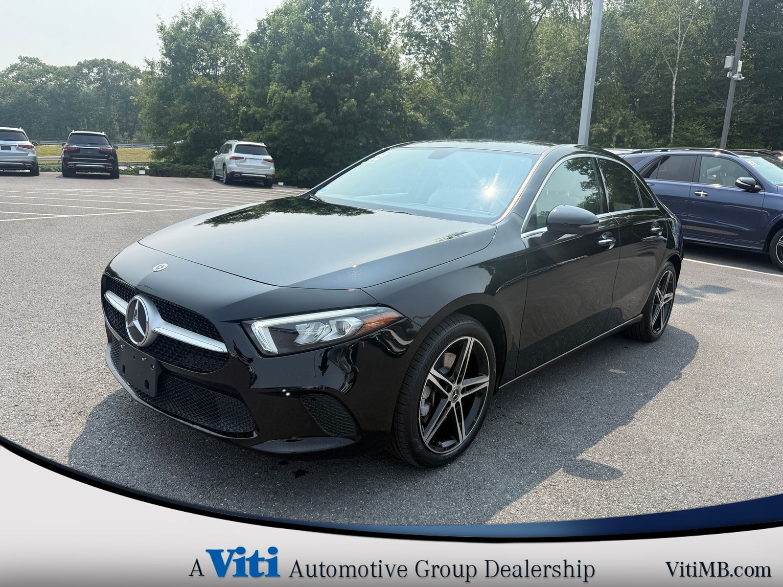 2022 Mercedes Benz A 220 4MATIC photo 4