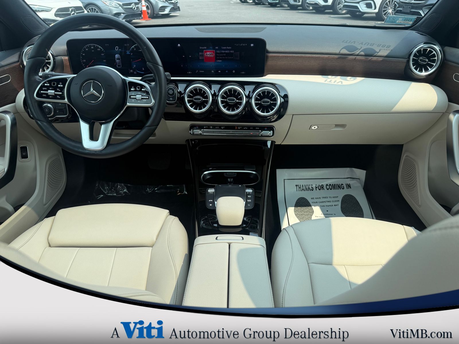 2022 Mercedes Benz A 220 4MATIC photo 2