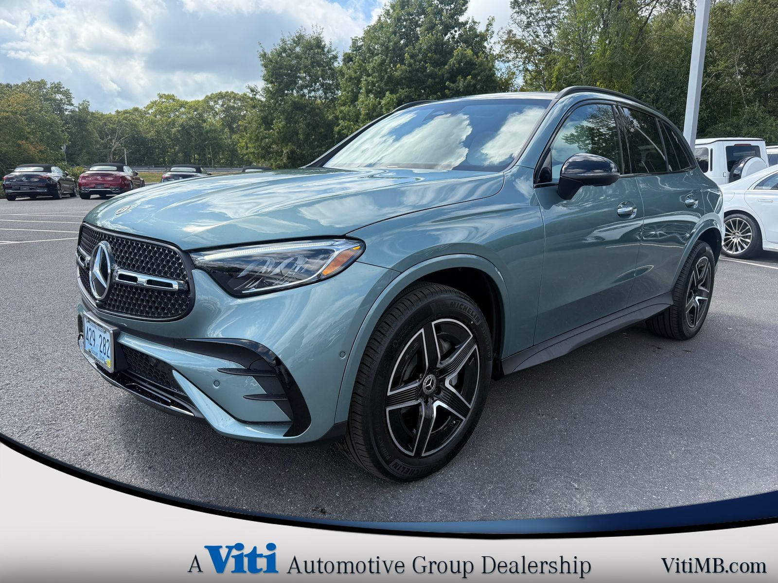 2025 Mercedes Benz GLC 300 4MATIC photo 2