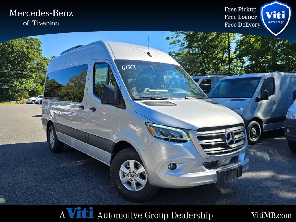 New 2024 Mercedes-Benz Sprinter 2500 Passenger 144 WB Minivan/Van