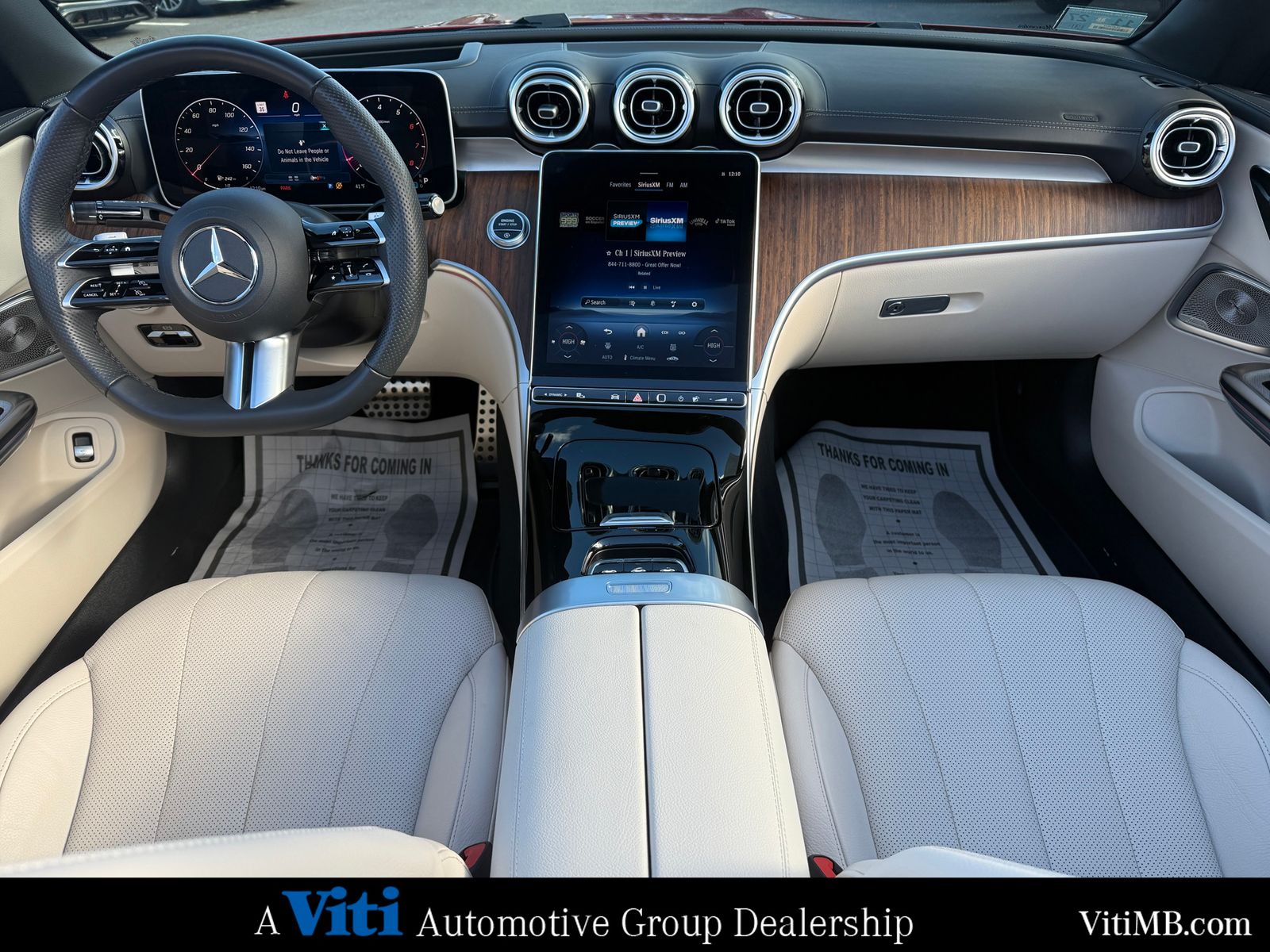 2024 Mercedes Benz CLE 450 4MATIC photo 3