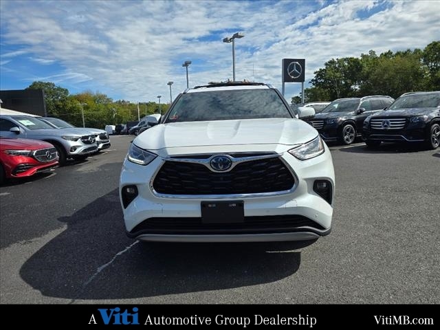 Used 2023 Toyota Highlander Platinum with VIN 5TDEBRCH8PS586069 for sale in Tiverton, RI