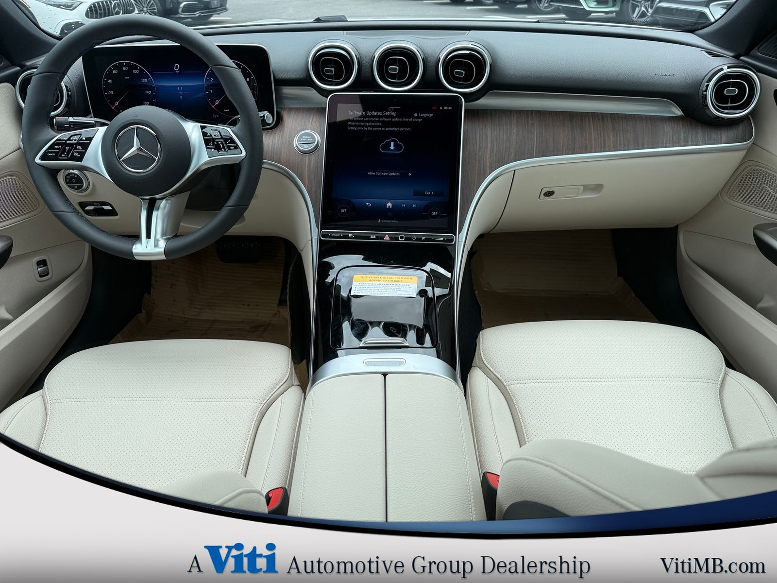 2025 Mercedes Benz C 300 4MATIC photo 2